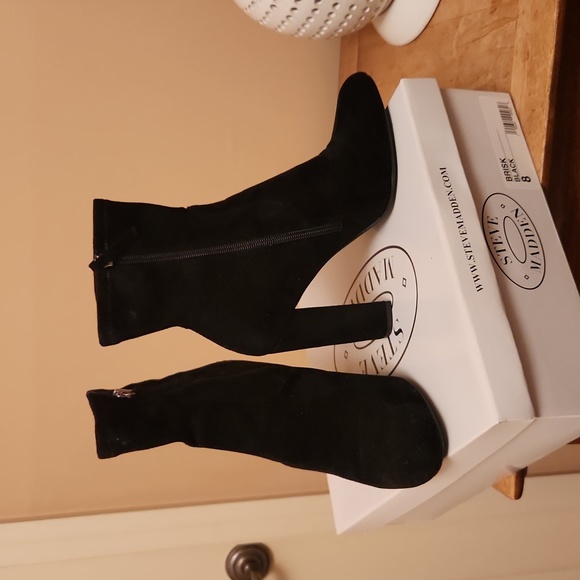 Steve Madden Brisk Black Booties Size 8 - Picture 3 of 4